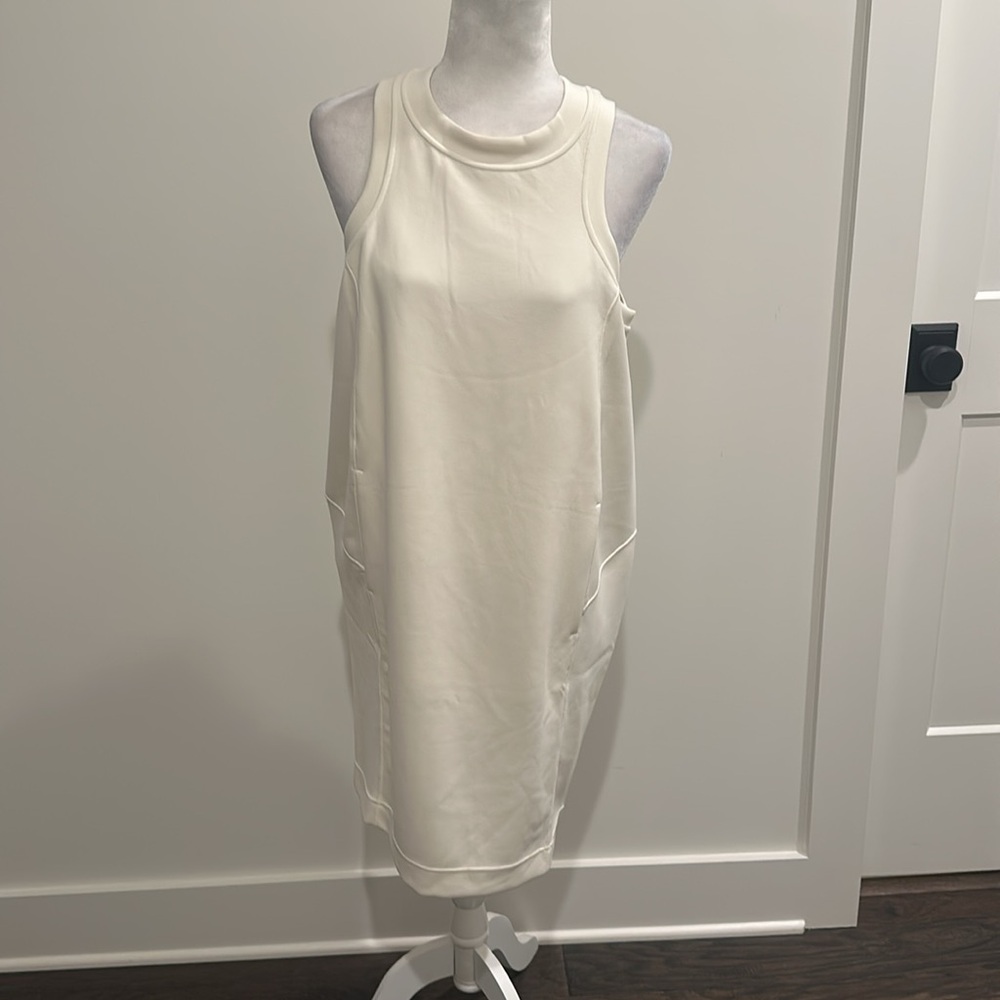 NWT Lululemon Softstreme Back in Action Dress Sz M - Picture 6 of 12